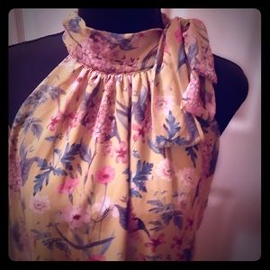 Women's Sleeveless Blouse